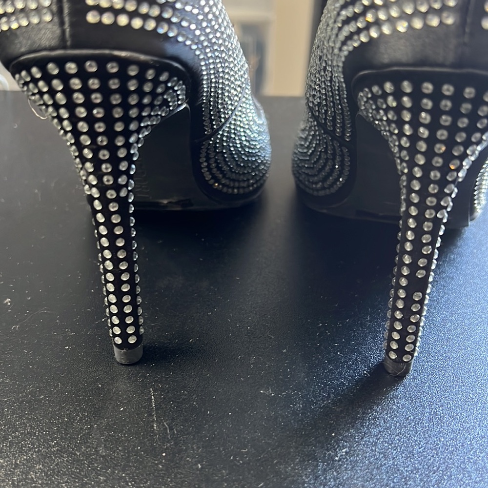 REPORT Rhinestone Heels : (6.5) - Picture 3 of 4